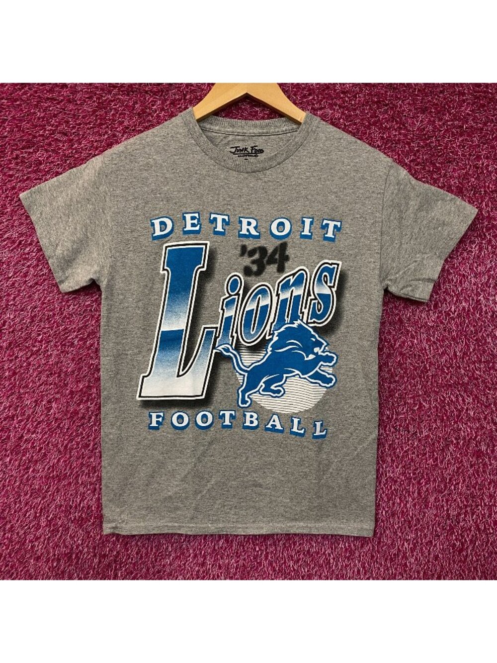 Junk Food Clothing Detroit Lions Bootleg Flea Market Tee XS